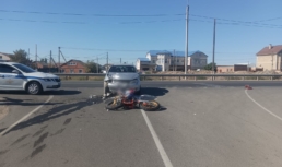 17-летний мотоциклист пострадал в серьезной аварии в Астрахани