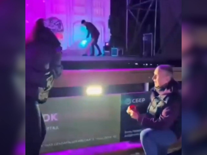 Предложение на катке в Астрахани