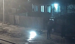 «Ночной бог района»: в Астрахани мужчина избил подростка