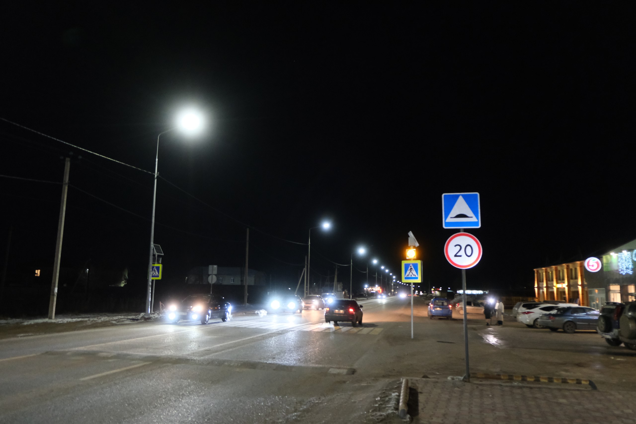 На улице 1‑й Виноградной в Астрахани заработало освещение