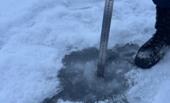 Спасатели запрещают астраханцам выходить на&nbsp;лед