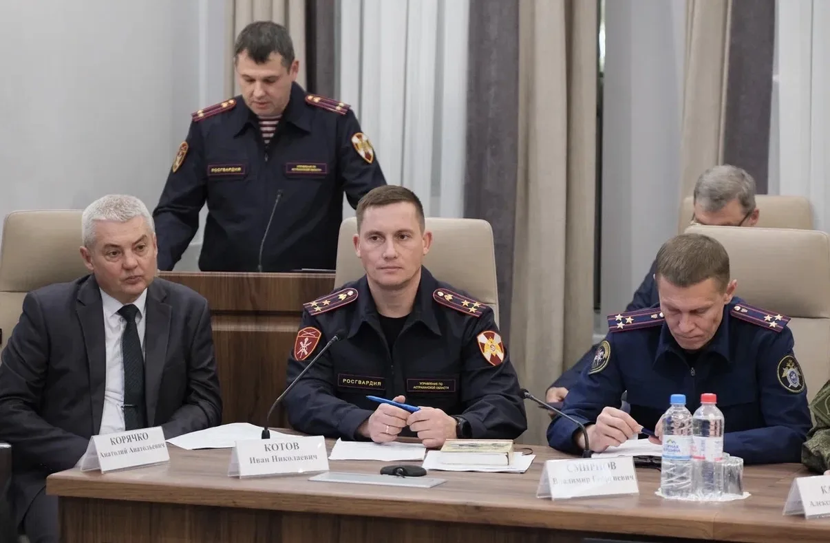 В Астрахани  в преддверии празднования Нового года проверят владельцев оружия