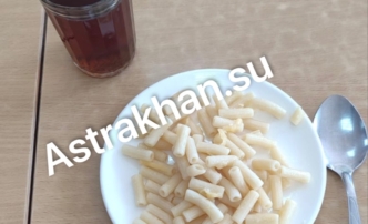 Пустые макароны против мясного плова: все ли так однозначно с&nbsp;питанием школьников в&nbsp;Астрахани за «копейки»