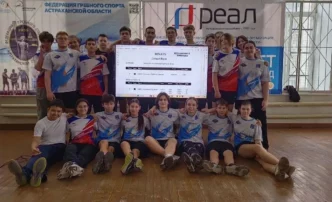 Астраханские гребцы решили сделать подарок тренеру на день рождения и&nbsp;установили рекорд РФ