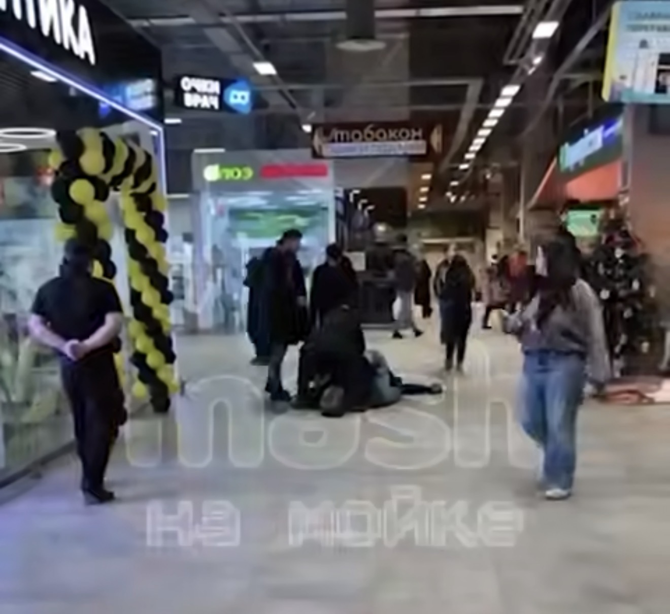 Уроженец Астраханской области погиб от рук охранника ТЦ в Санкт-Петербурге