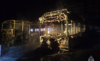 В Астрахани ночью горел таксомоторный парк