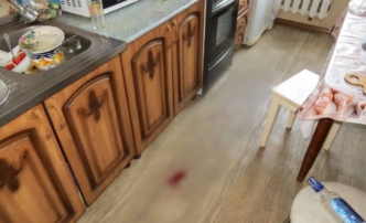 Астраханец решил закусить ухом товарища во время алкогольного застолья