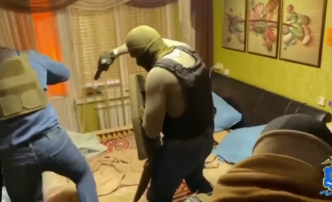 Астраханские киберполицейские пресекли работу подпольной «телефонной станции»