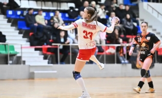 Астраханские гандболистки обыграли спортсменок из&nbsp;Уфы