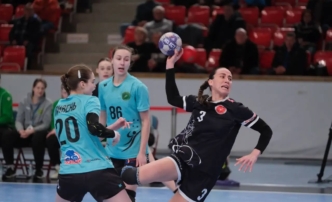 «Астраханочка» обыграла гандбольную команду из Майкопа
