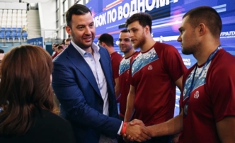 Сегодня в&nbsp;Астрахани пройдет автограф-сессия с&nbsp;легендарным спортсменом