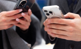 Астраханцев увлекло северное сияние