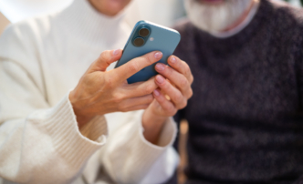 МегаФон запустил платформу, где можно подключить тарифы других операторов