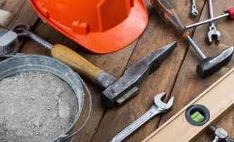 В Астраханской области директору стройфирмы придется ответить за то, что Ахтубинская больница осталась без ремонта